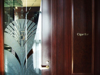東京ベイコート倶楽部のメンバーズバー『Cigar Bar』